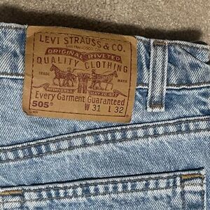 Vintage Levi 505 men’s Authentic Red tag jeans